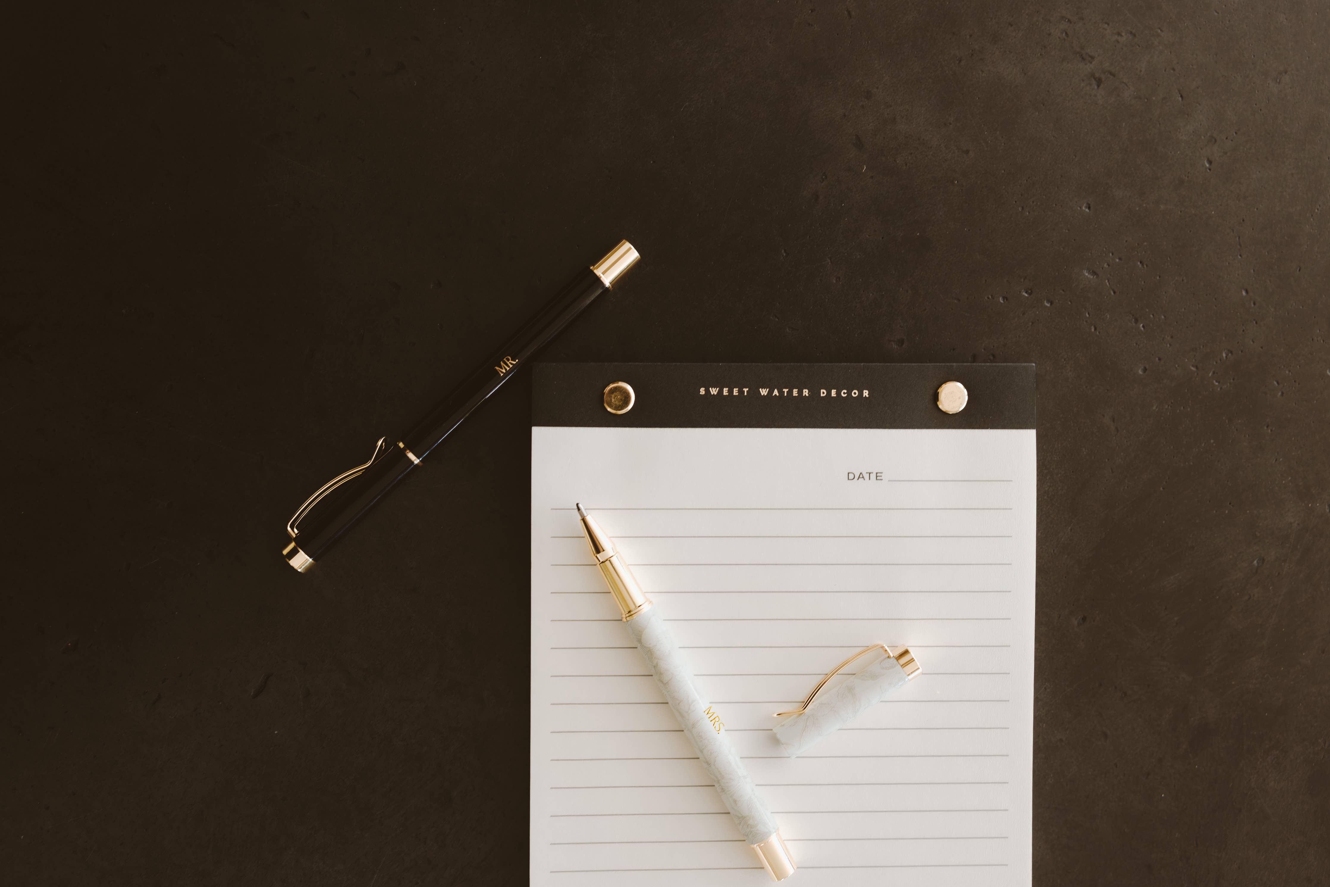 Mr & Mrs Pen Set